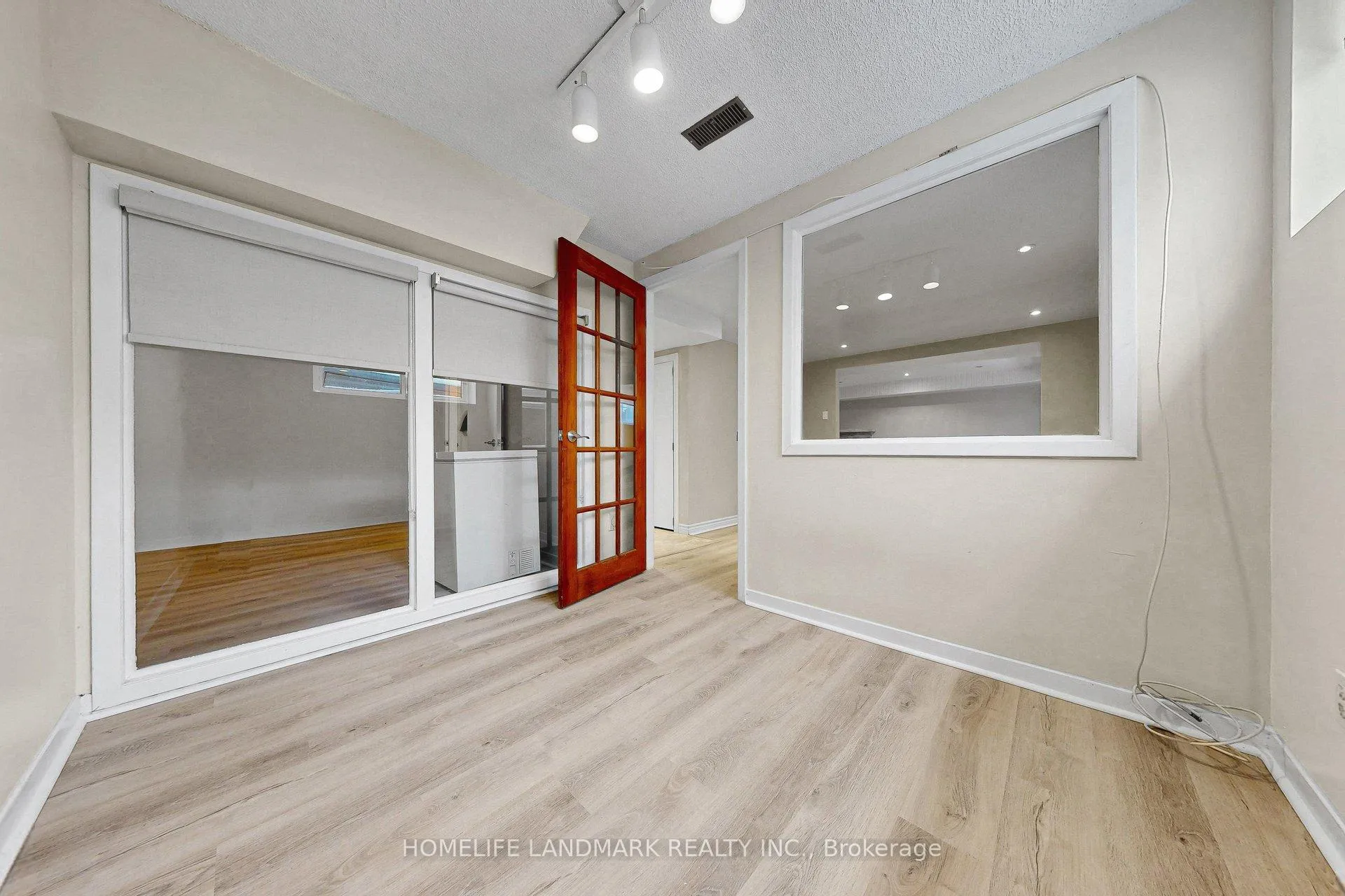 Photo 34 of 51 Emeline Crescent, Markham, Markham Village — HOMEH