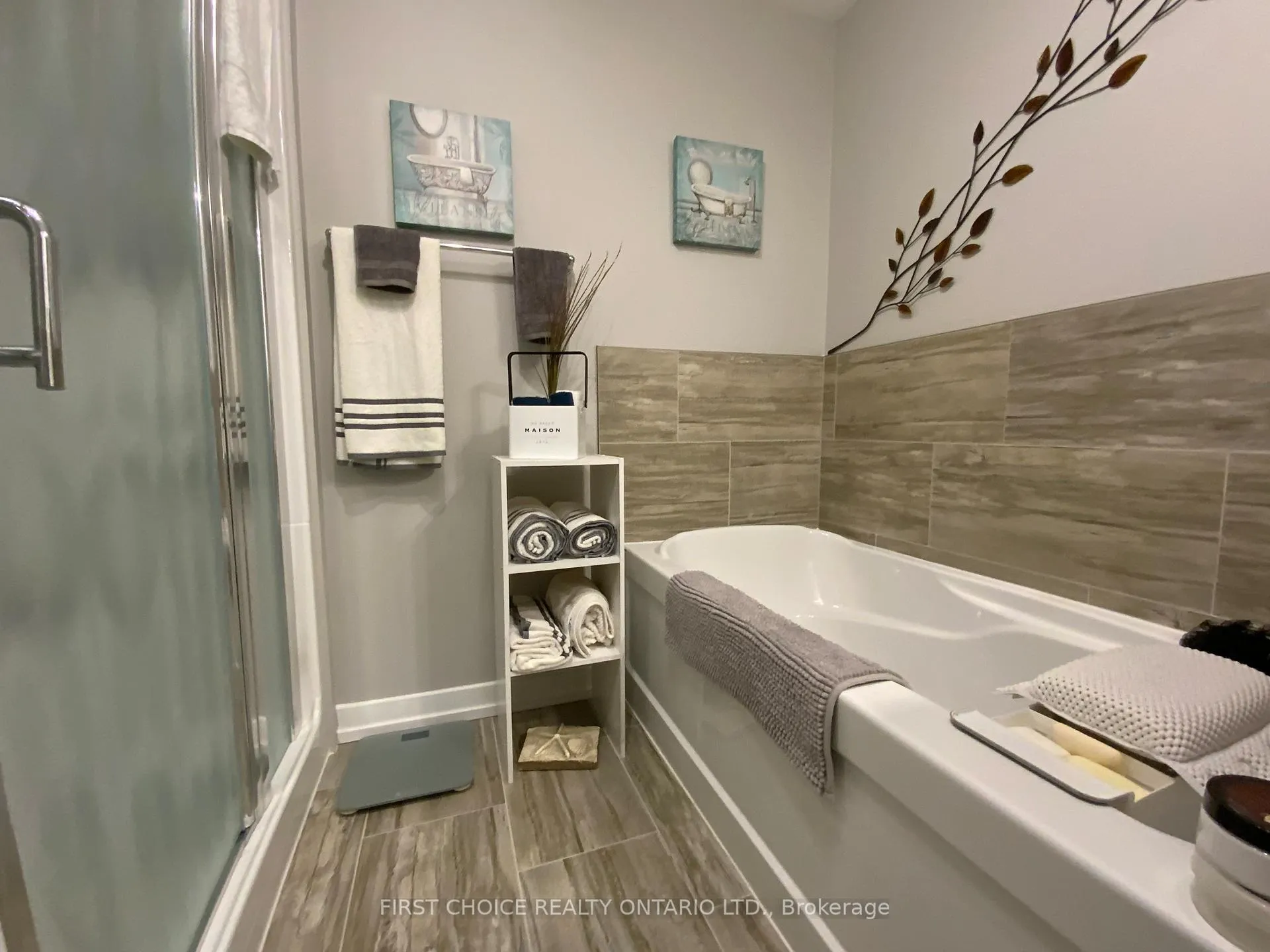 Photo 18 of Unit 3, 75 St-Moritz Street, Embrun — HOMEH