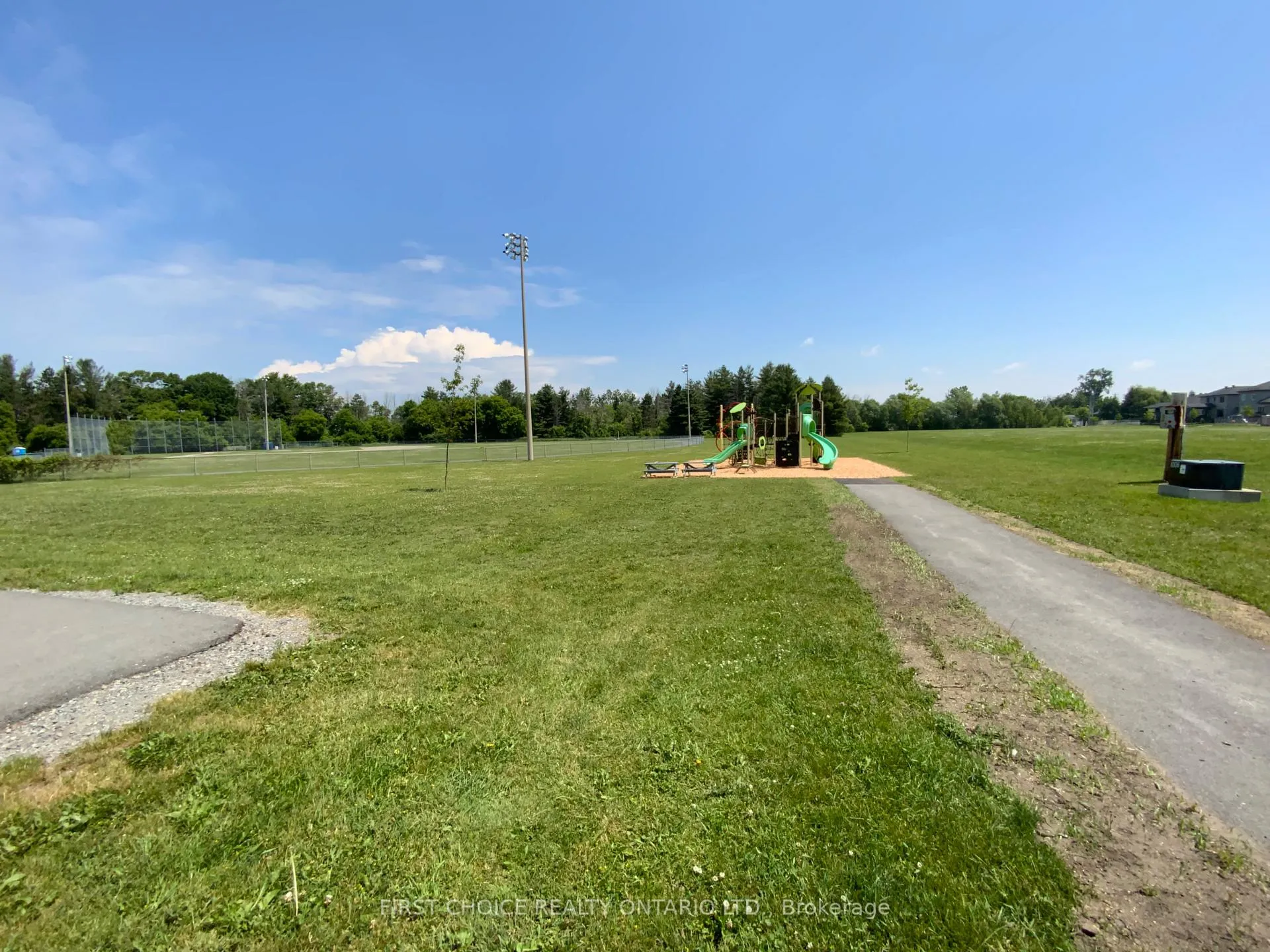 Photo 25 of Unit 3, 75 St-Moritz Street, Embrun — HOMEH