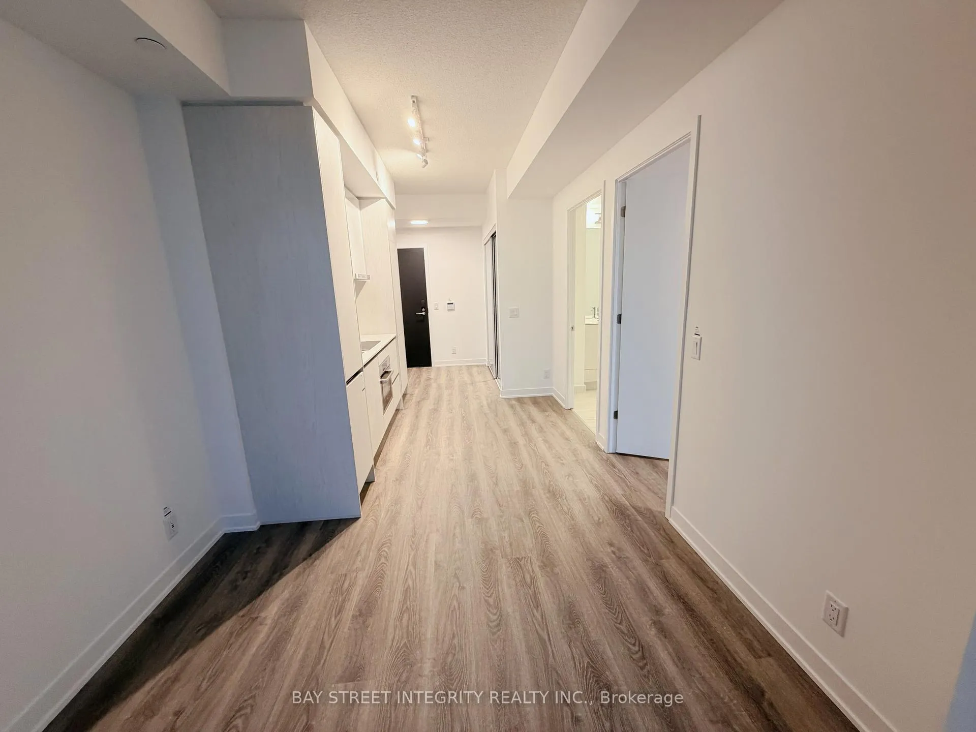 Photo 4 of Unit 3315, 180 Front Street E, Toronto, Moss Park — HOMEH