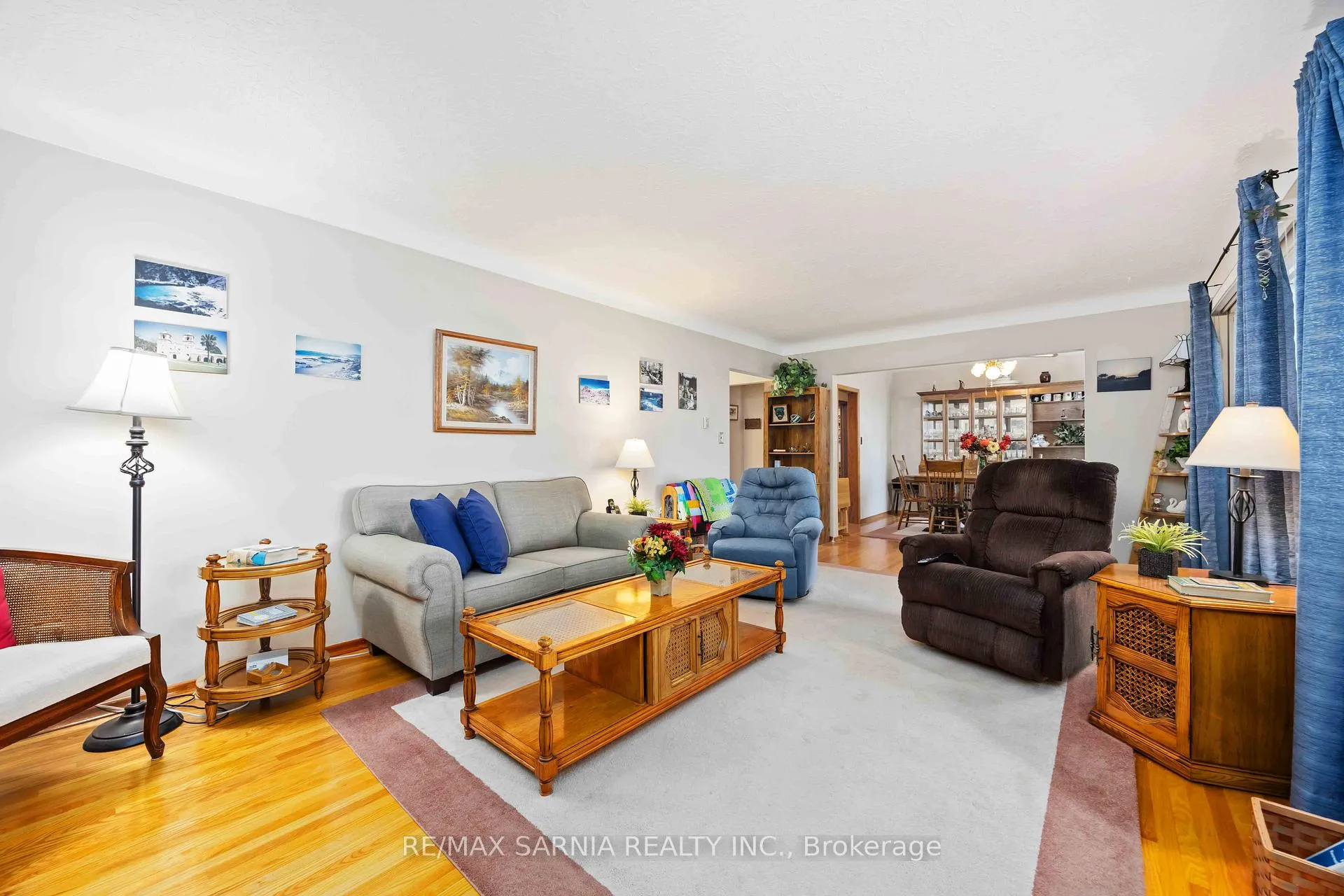 Photo 6 of 563 Riverside Drive, St. Clair — HOMEH