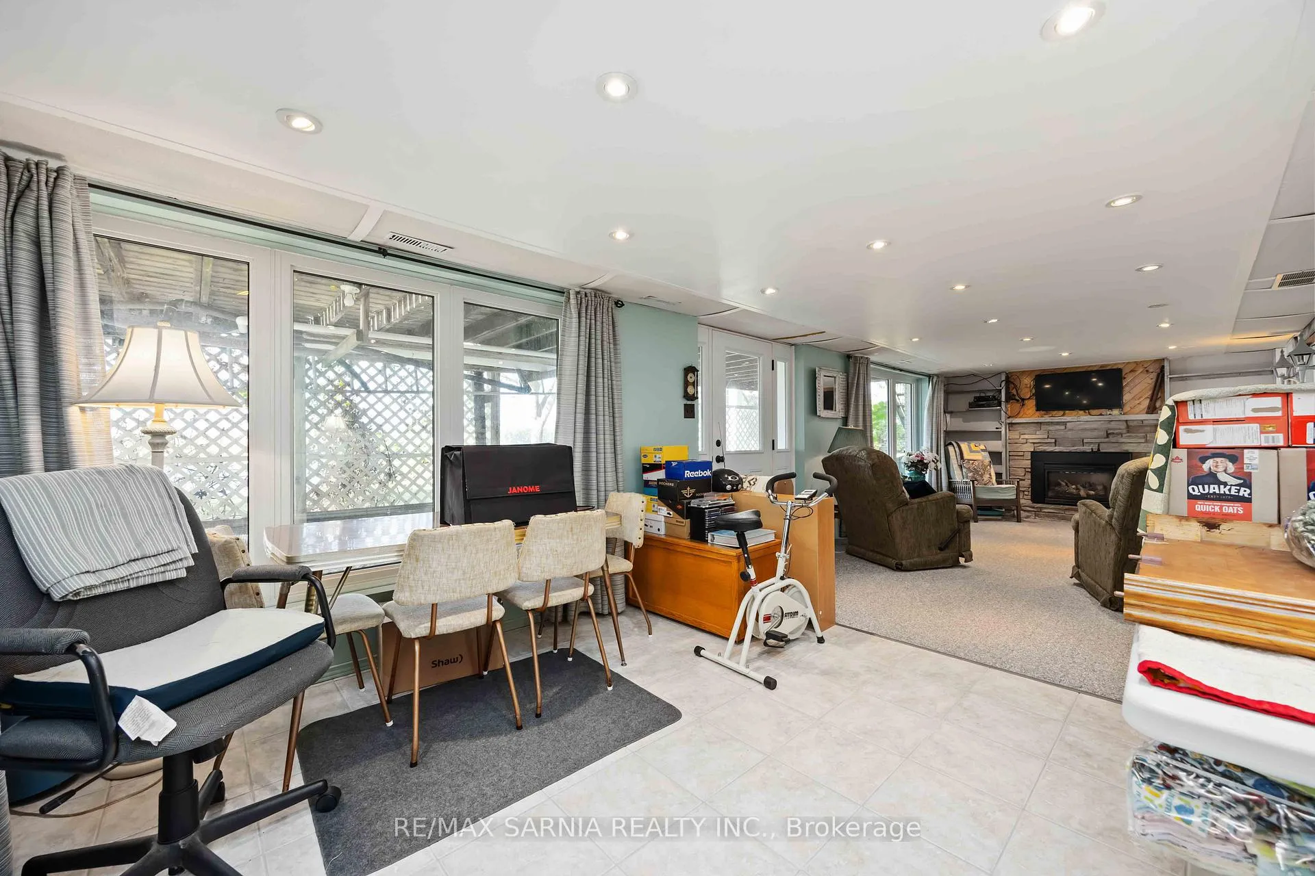 Photo 20 of 563 Riverside Drive, St. Clair — HOMEH