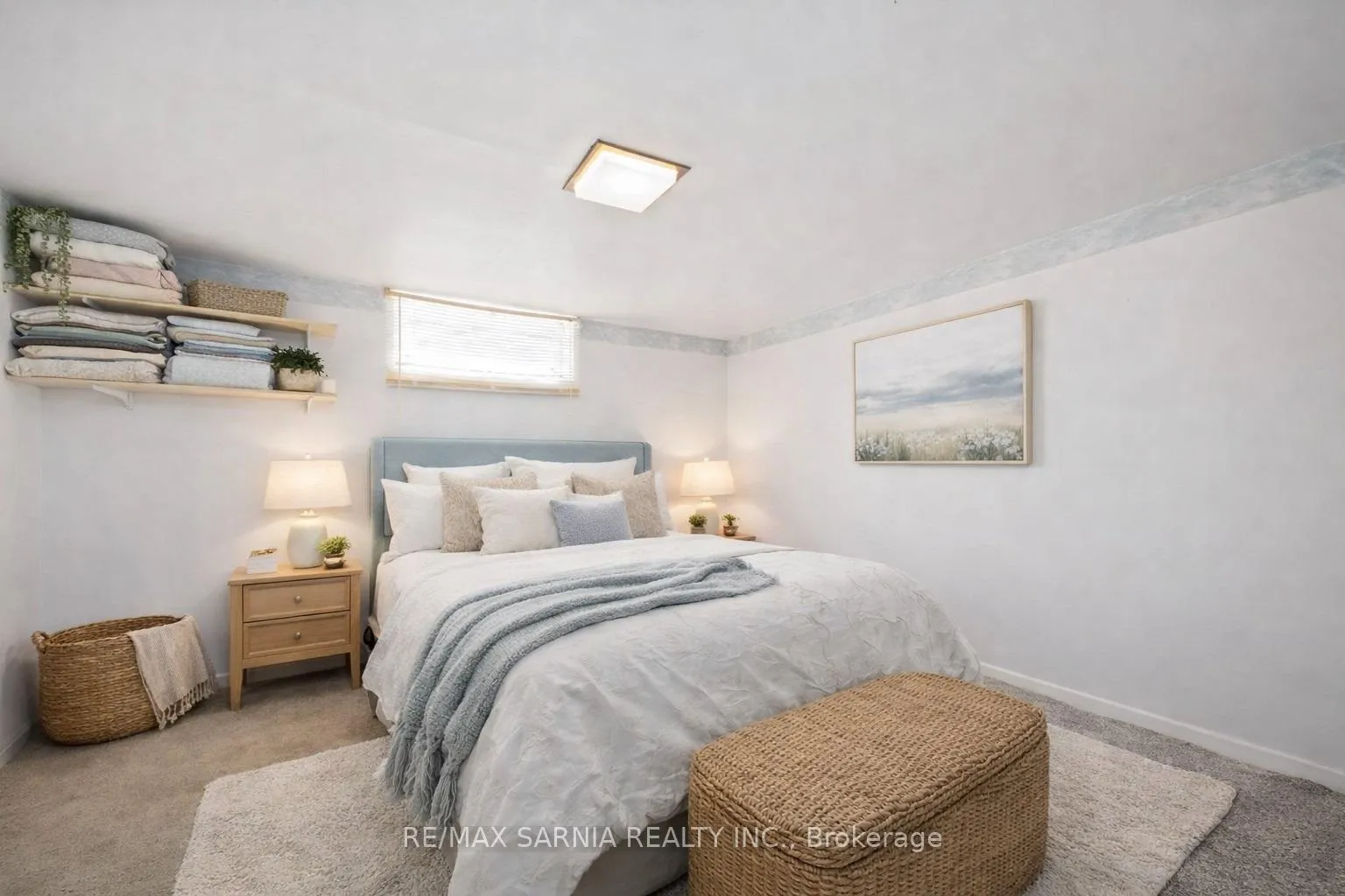 Photo 23 of 563 Riverside Drive, St. Clair — HOMEH