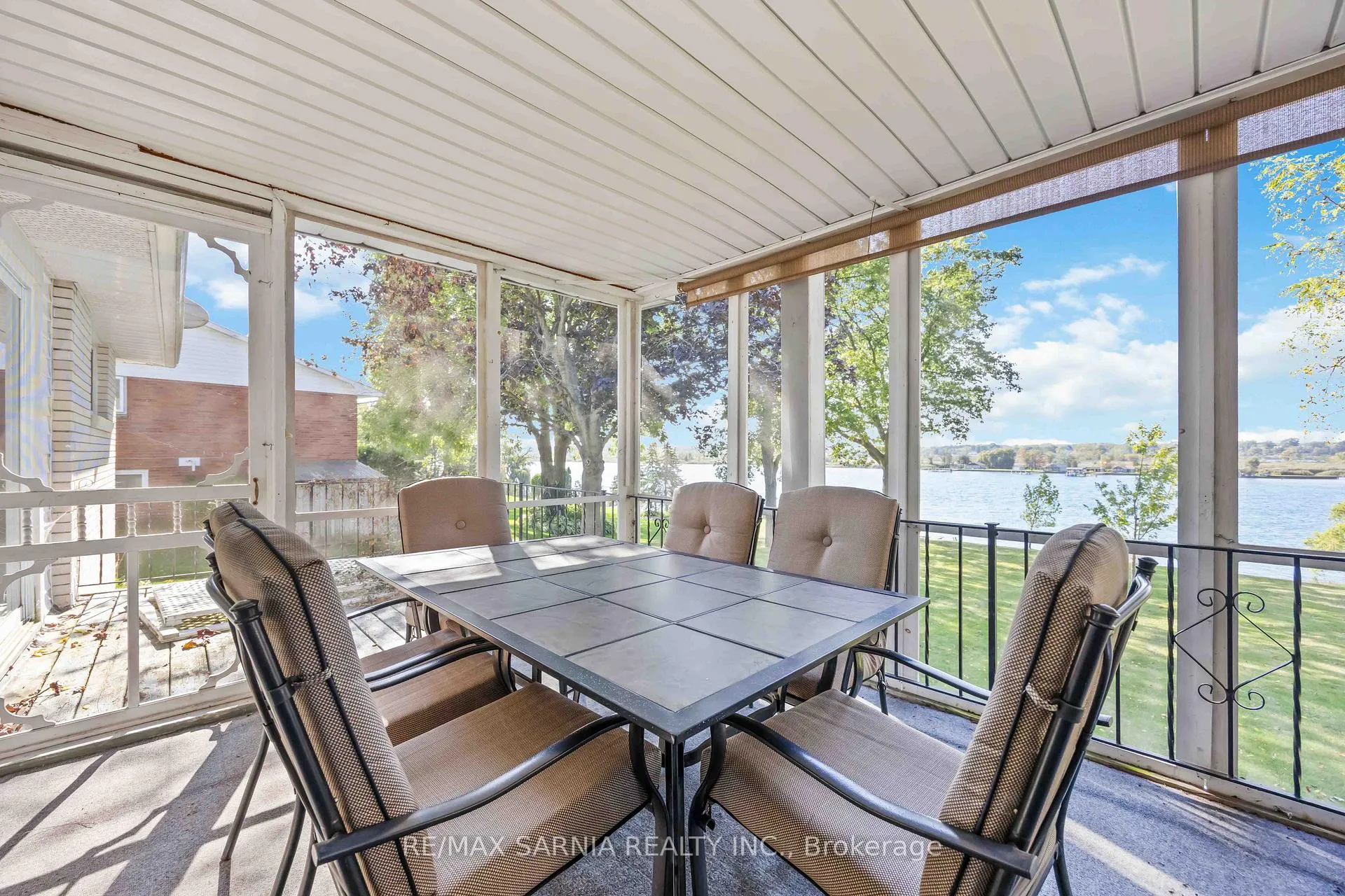 Photo 32 of 563 Riverside Drive, St. Clair — HOMEH