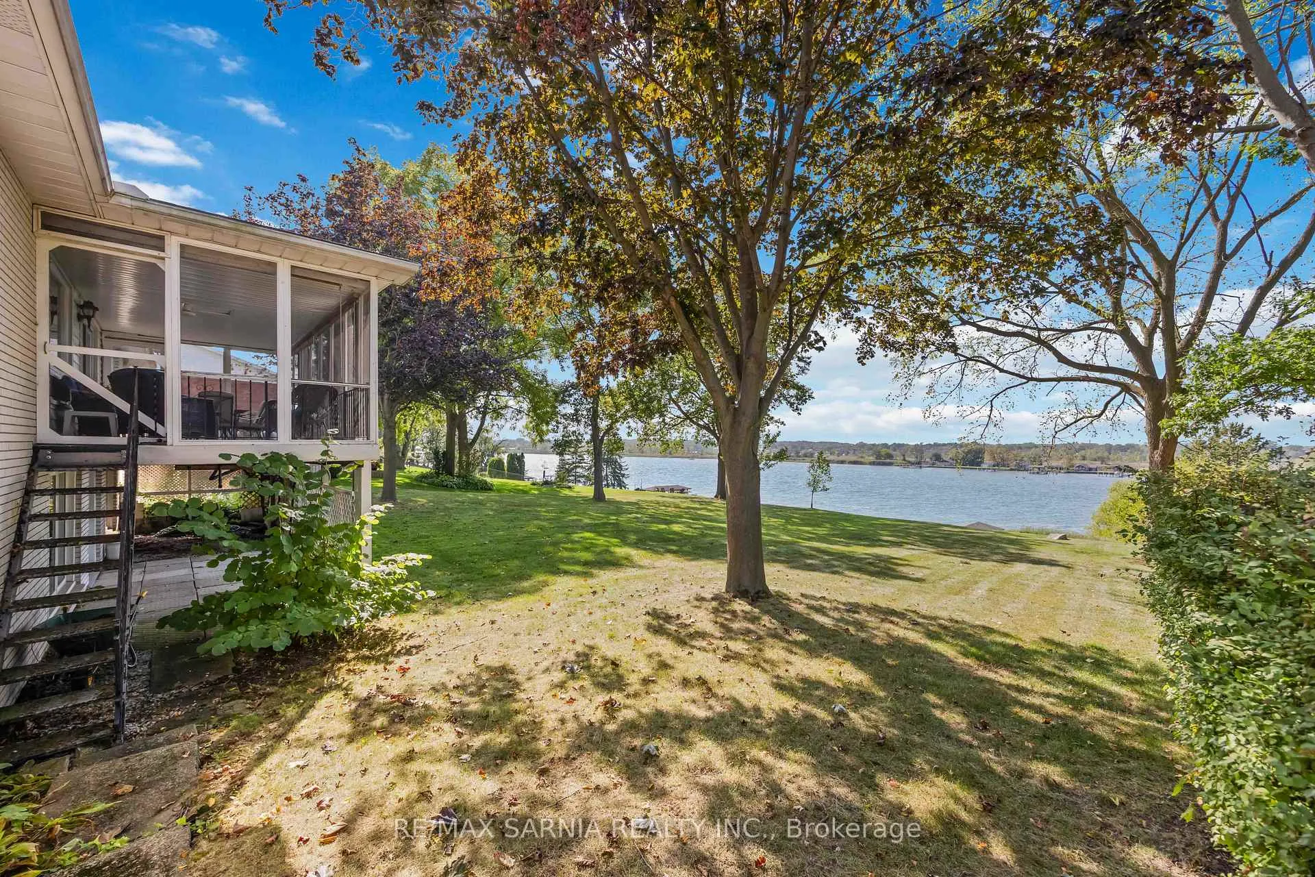 Photo 35 of 563 Riverside Drive, St. Clair — HOMEH