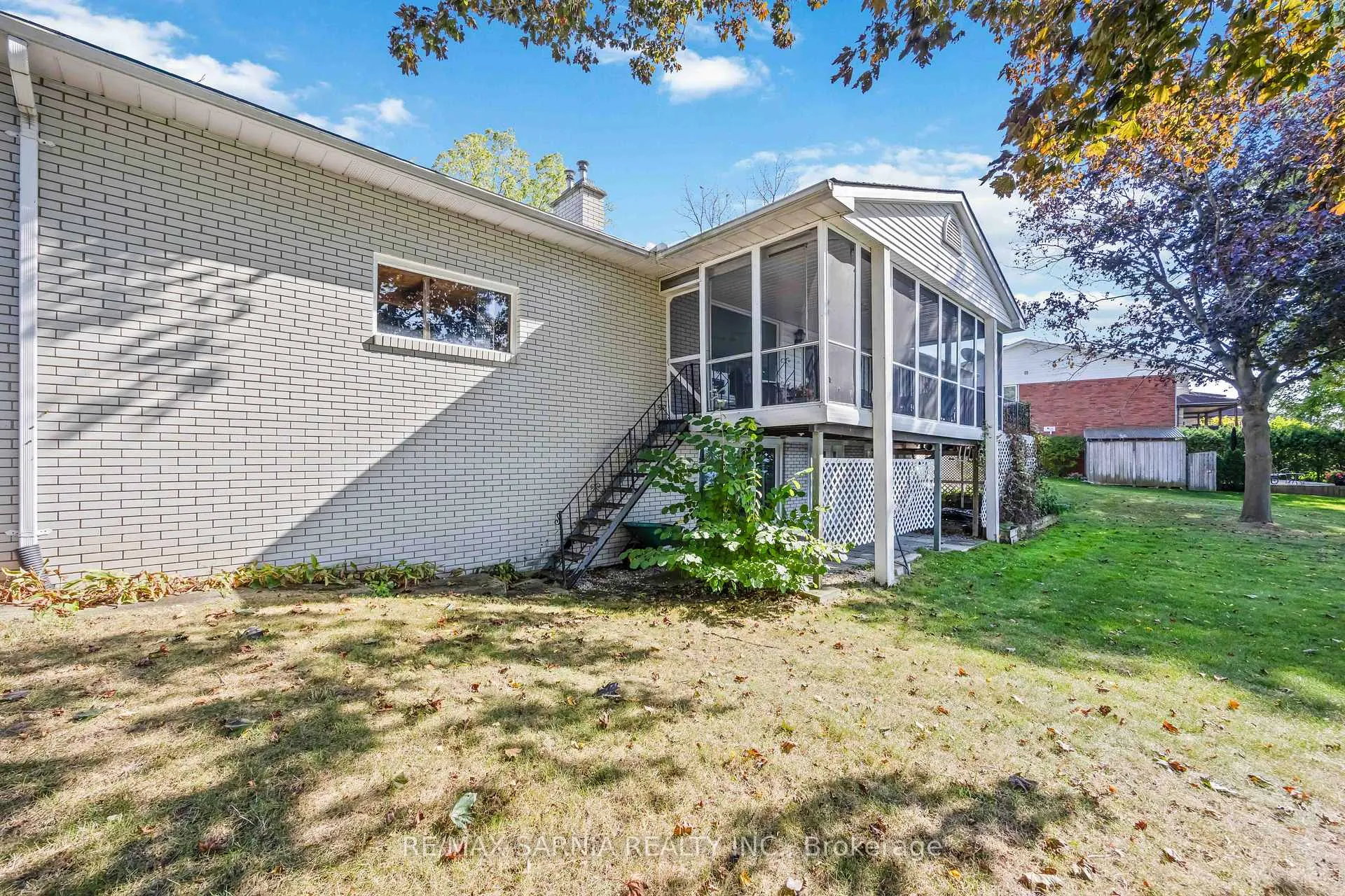 Photo 36 of 563 Riverside Drive, St. Clair — HOMEH