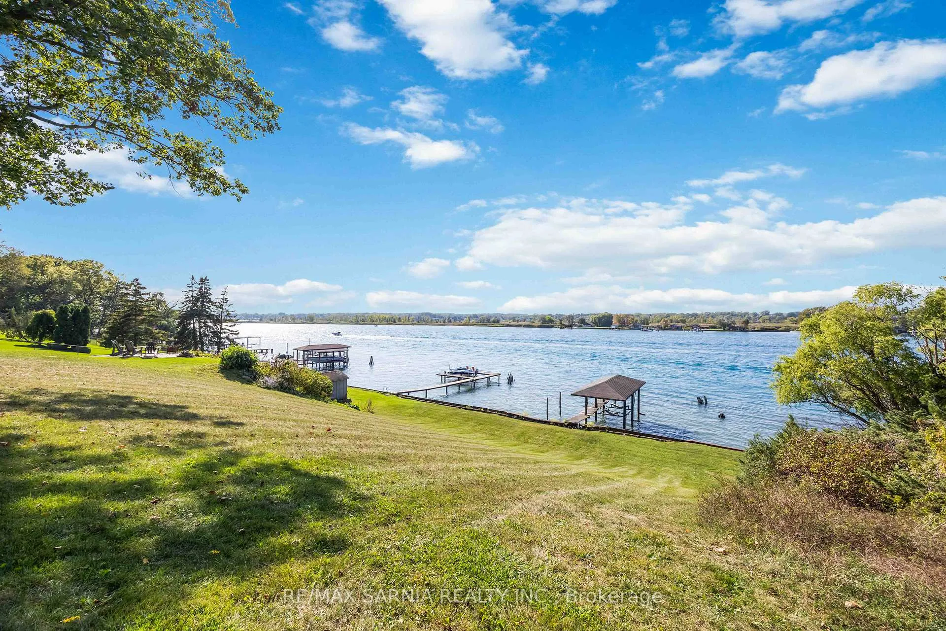 Photo 38 of 563 Riverside Drive, St. Clair — HOMEH