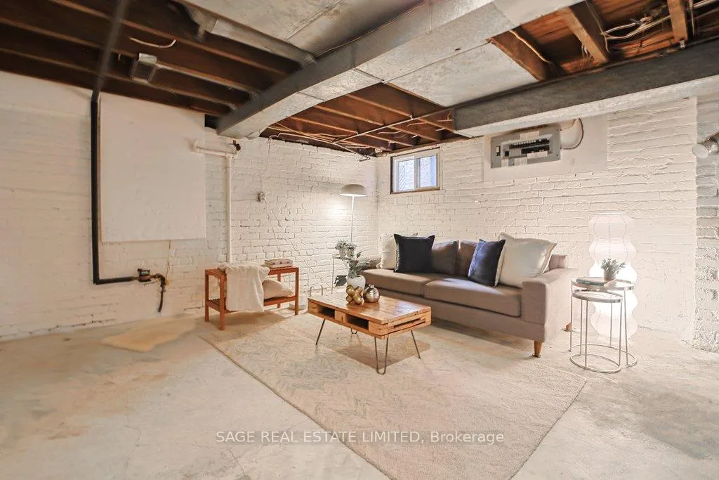 Photo 20 of 124 Langley Avenue, Toronto, North Riverdale — HOMEH