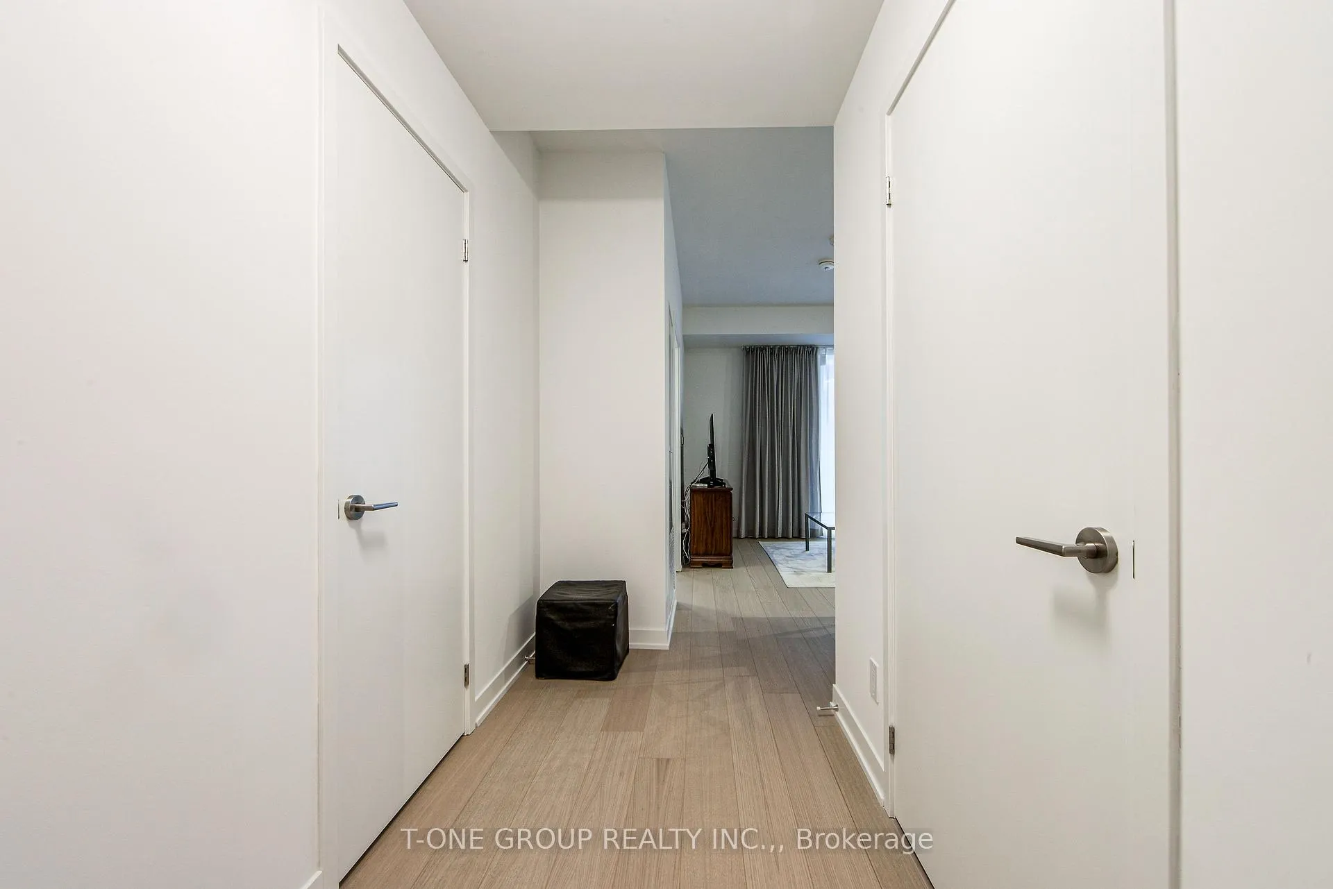 Photo 3 of Unit 912B, 292 Verdale Crossing, Markham, Unionville — HOMEH