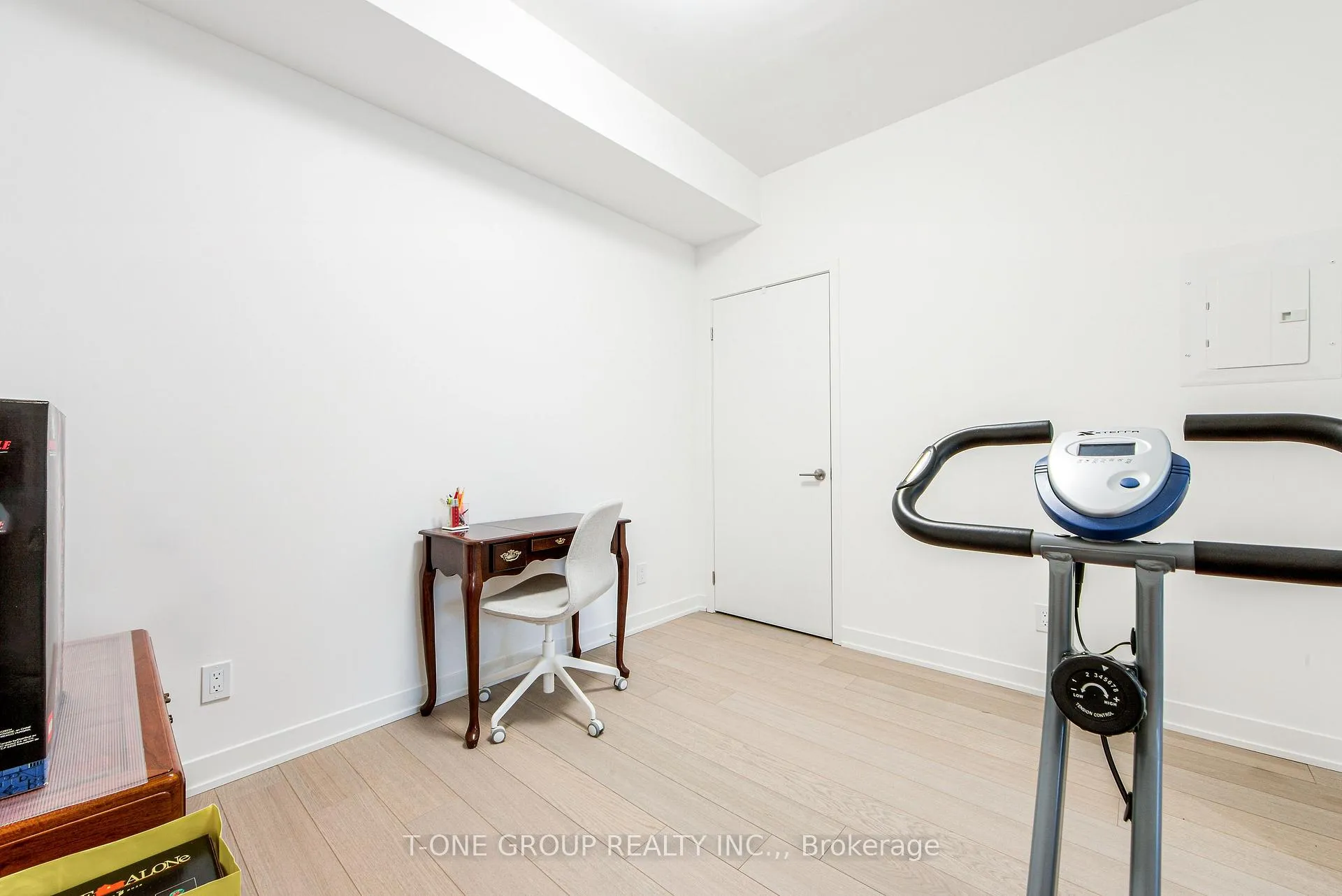 Photo 14 of Unit 912B, 292 Verdale Crossing, Markham, Unionville — HOMEH