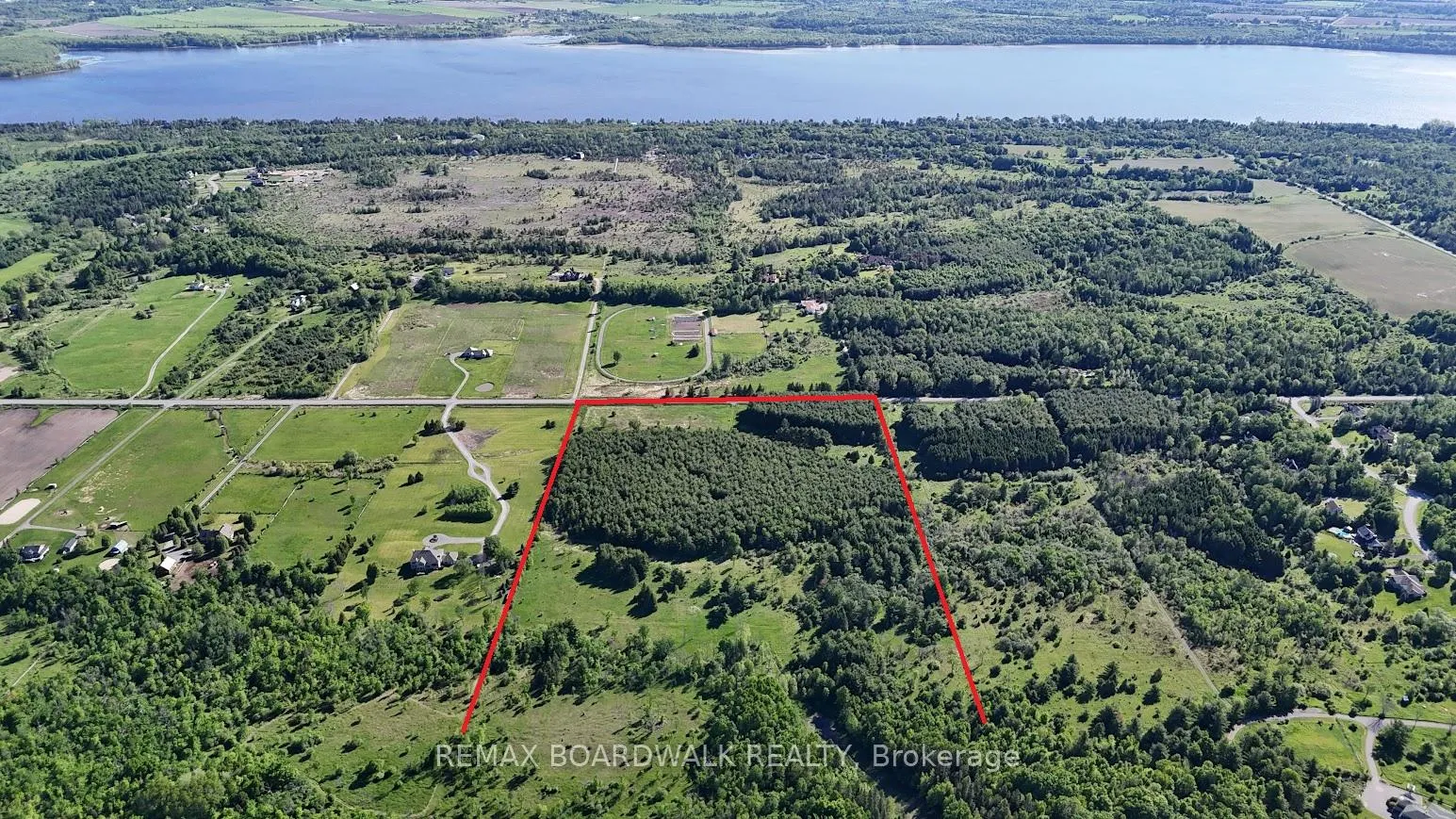 Photo 3 of 2955 Torwood Drive, Ottawa, Dunrobin Shores — HOMEH