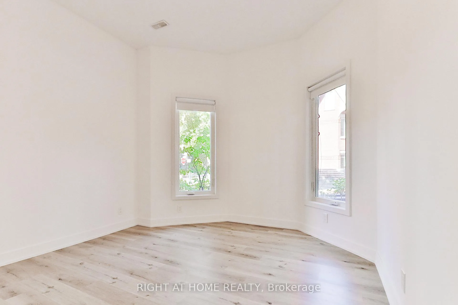 Photo 9 of 45 Brock Avenue, Toronto, South Parkdale — HOMEH