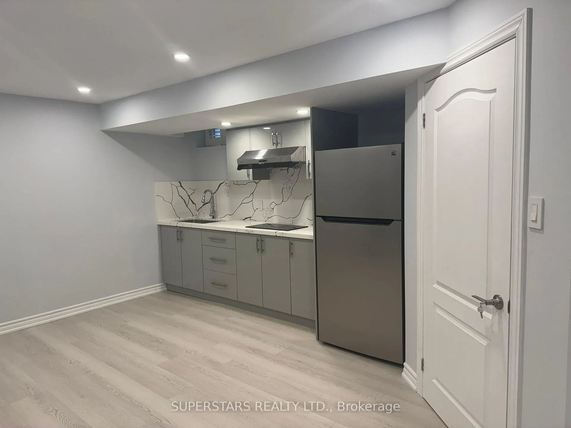 Photo 5 of Unit LOWER, 30 Hermitage Boulevard, Markham, Wismer — HOMEH