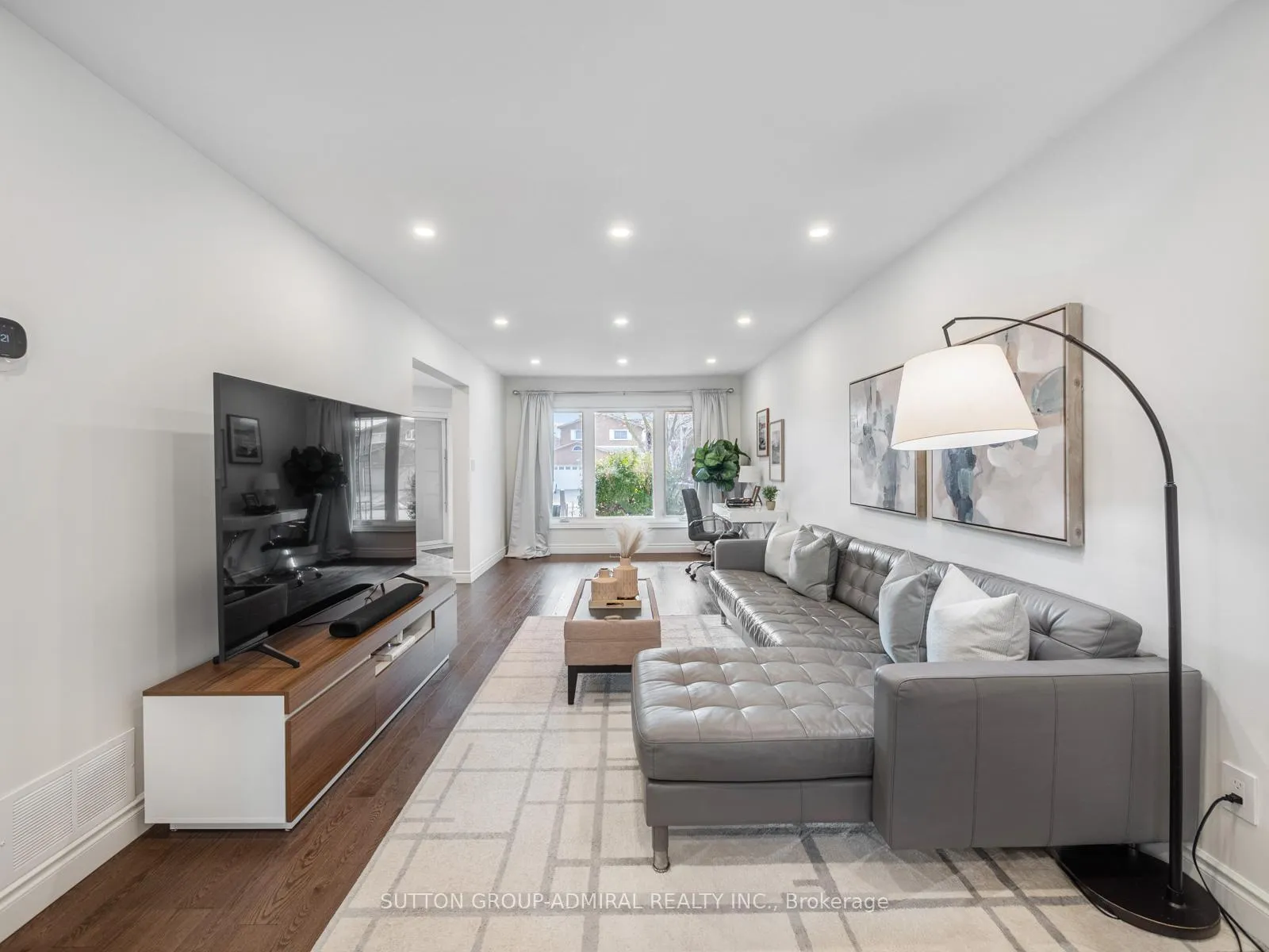Photo 10 of 110 Conley Street, Vaughan, Lakeview Estates — HOMEH