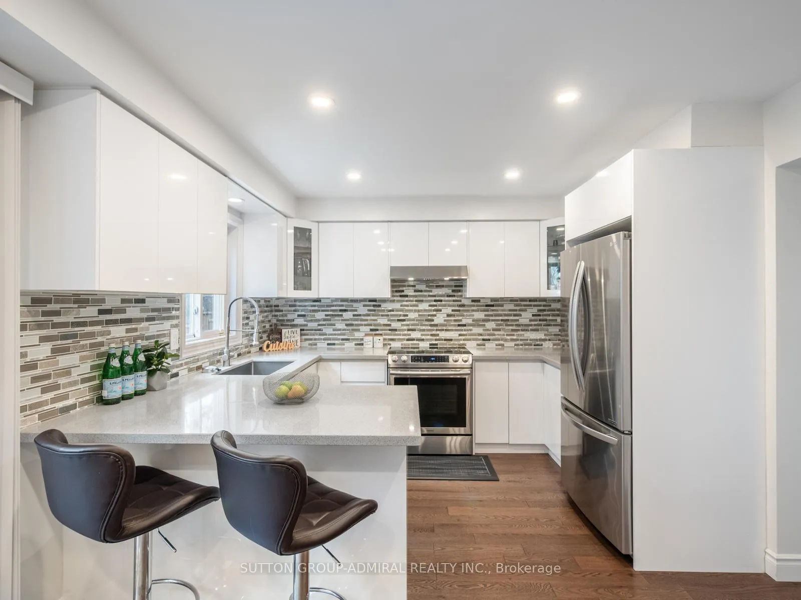 Photo 17 of 110 Conley Street, Vaughan, Lakeview Estates — HOMEH