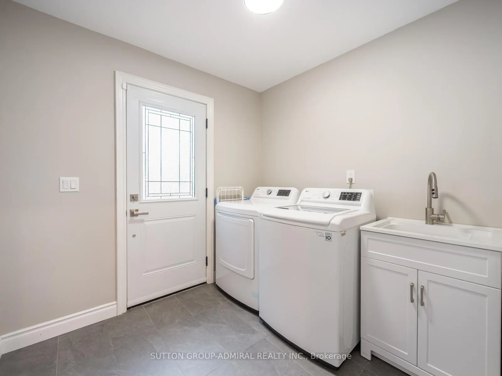 Photo 22 of 110 Conley Street, Vaughan, Lakeview Estates — HOMEH