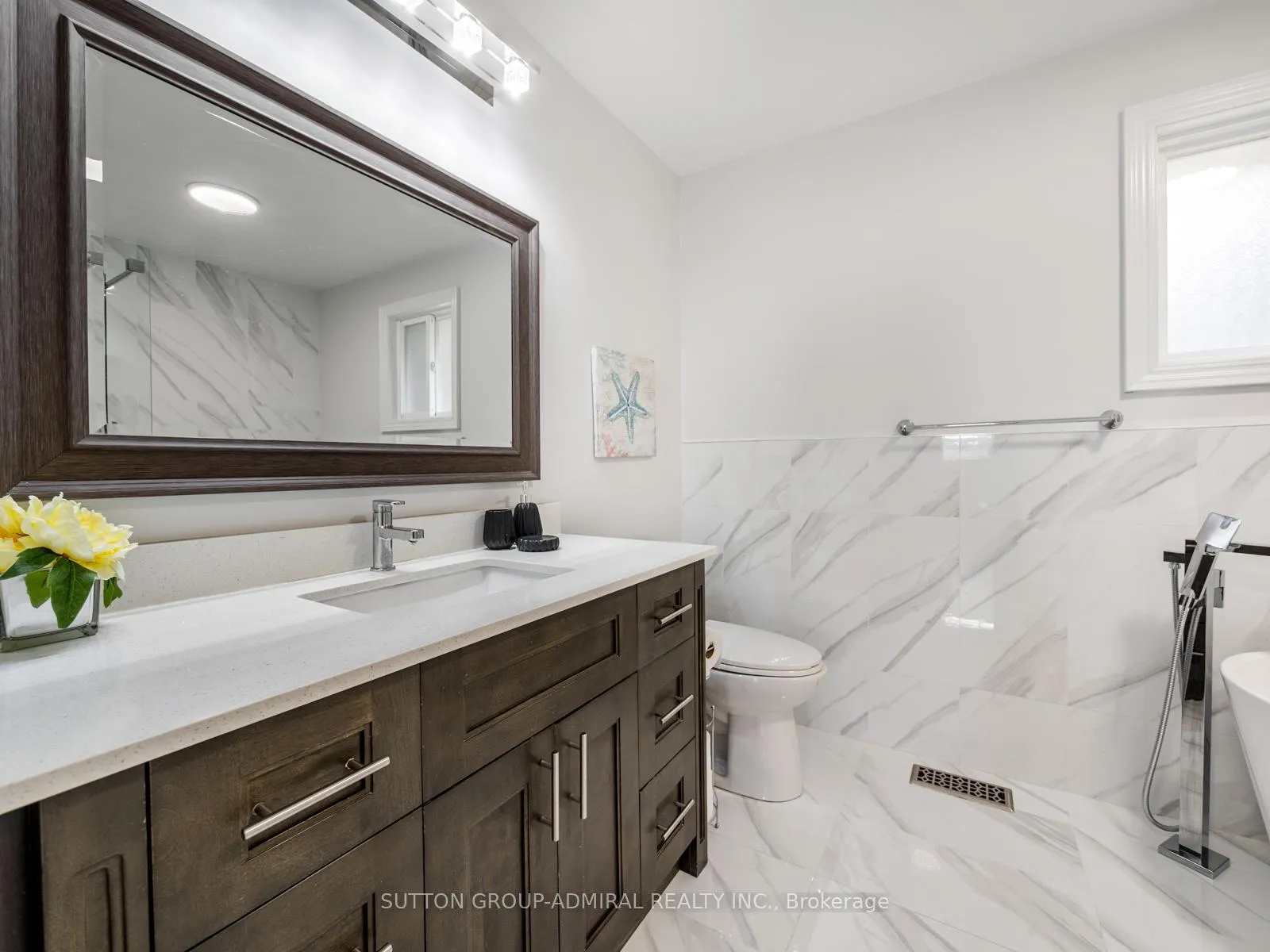 Photo 25 of 110 Conley Street, Vaughan, Lakeview Estates — HOMEH