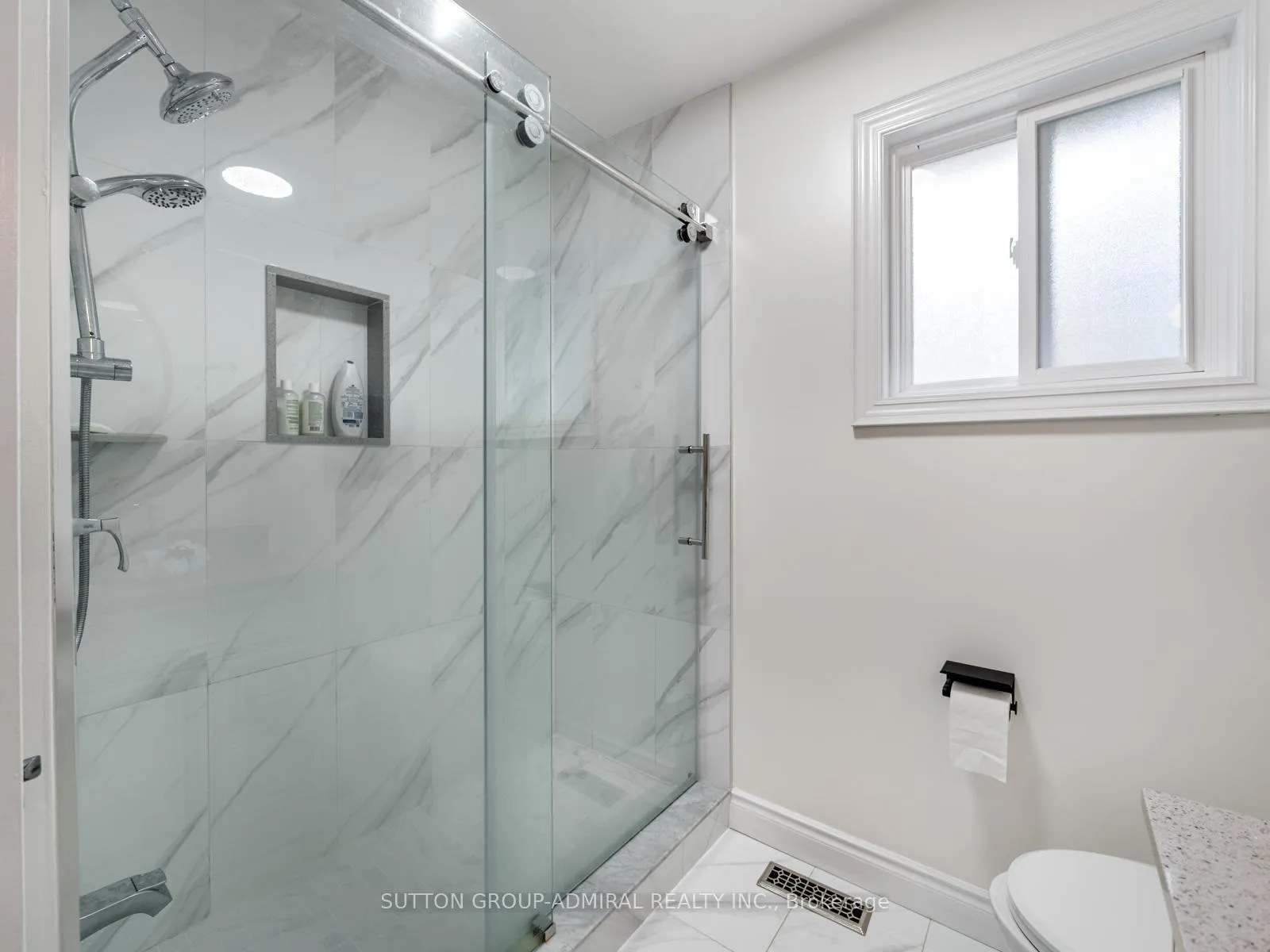 Photo 34 of 110 Conley Street, Vaughan, Lakeview Estates — HOMEH