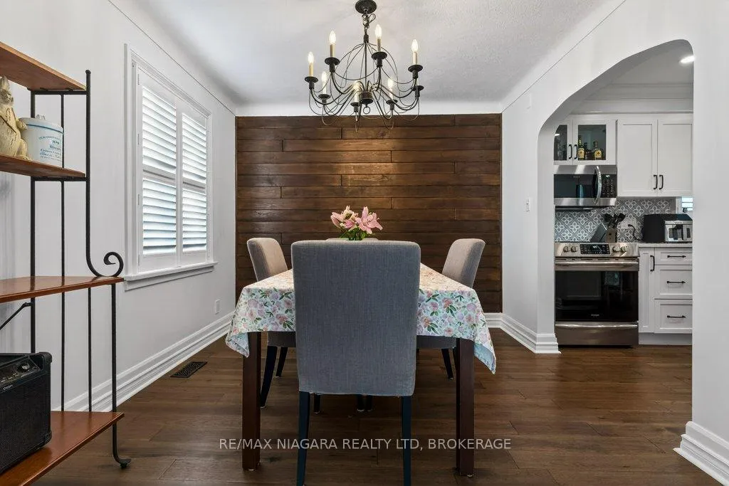 Photo 13 of 6 Grammar Avenue, St. Catharines, Vine/Linwell — HOMEH