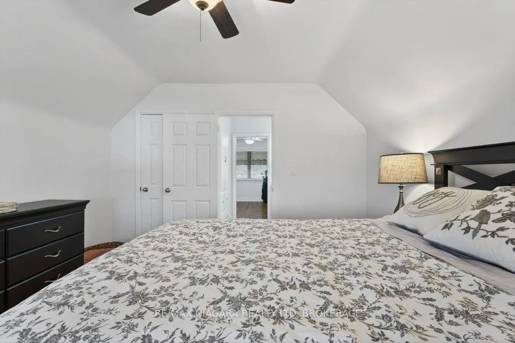 Photo 28 of 6 Grammar Avenue, St. Catharines, Vine/Linwell — HOMEH
