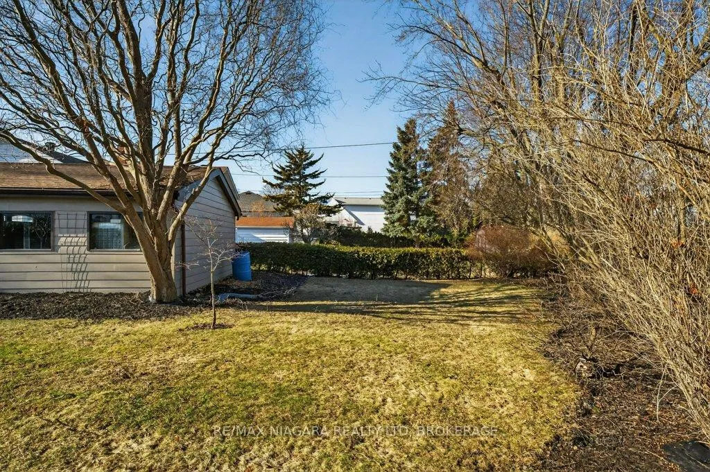 Photo 40 of 6 Grammar Avenue, St. Catharines, Vine/Linwell — HOMEH