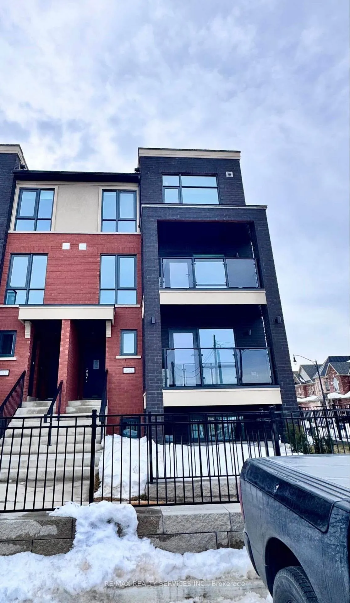 Photo 2 of Unit 4, 65 Romilly Avenue, Brampton, Northwest Brampton — HOMEH