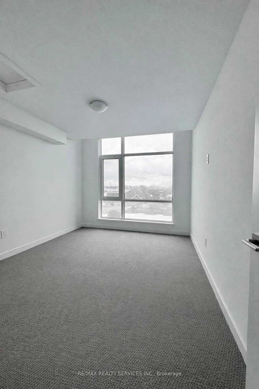 Photo 6 of Unit 4, 65 Romilly Avenue, Brampton, Northwest Brampton — HOMEH