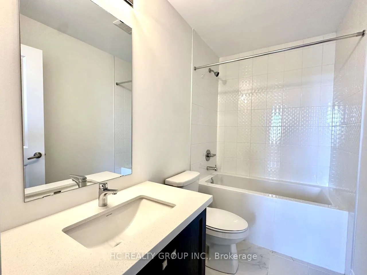 Photo 8 of 561 Vine Cliff Boulevard, Markham, Rural Markham — HOMEH