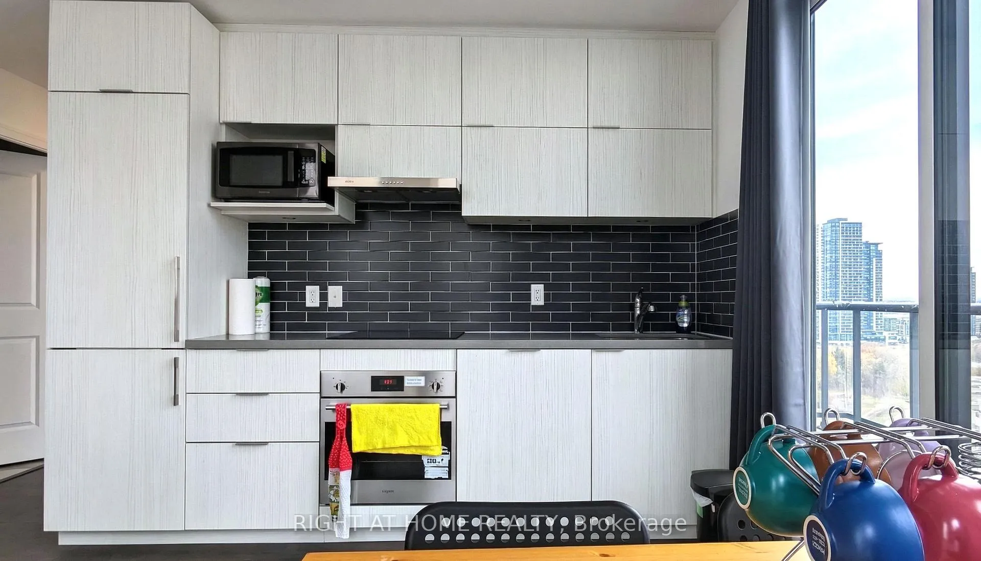 Photo 5 of Unit 1508, 10 Rouge Valley W, Markham, German Mills — HOMEH