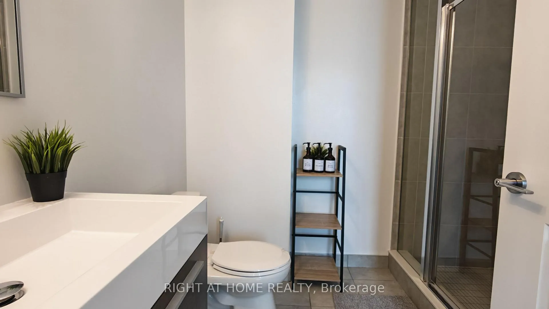 Photo 11 of Unit 1508, 10 Rouge Valley W, Markham, German Mills — HOMEH