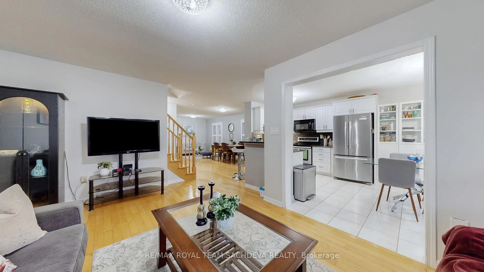 Photo 11 of 1809 Parkhurst Crescent, Pickering, Duffin Heights — HOMEH