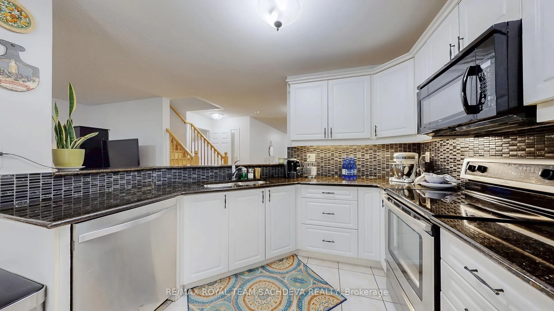 Photo 17 of 1809 Parkhurst Crescent, Pickering, Duffin Heights — HOMEH