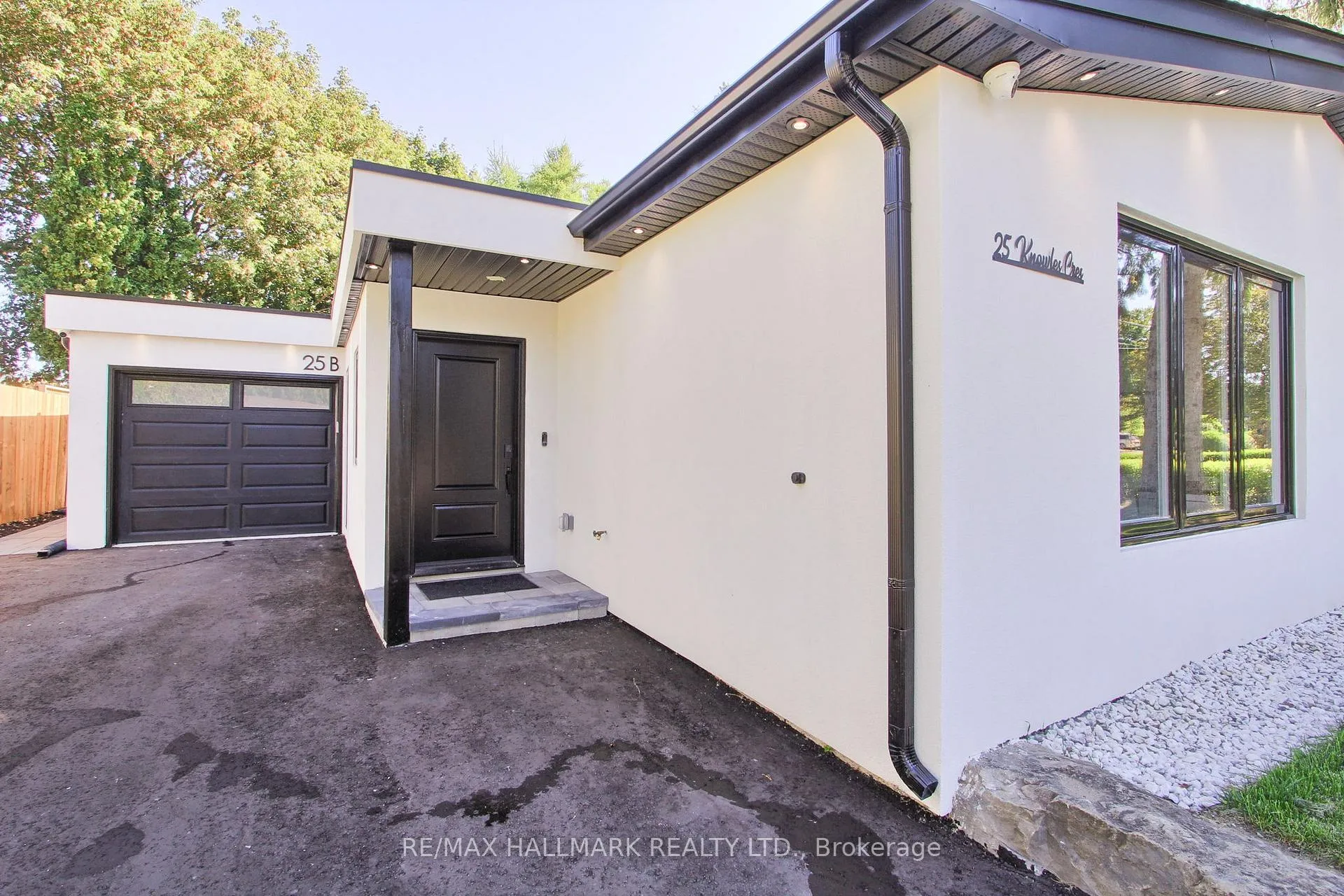 Photo 3 of Unit Secondary Suite/Basement, 25B Knowles Crescent, Aurora, Aurora Highlands — HOMEH