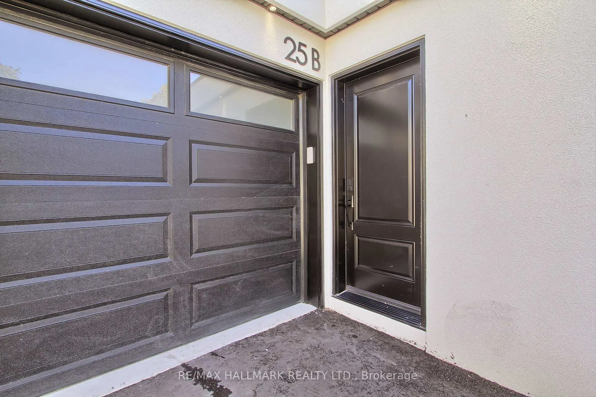 Photo 4 of Unit Secondary Suite/Basement, 25B Knowles Crescent, Aurora, Aurora Highlands — HOMEH