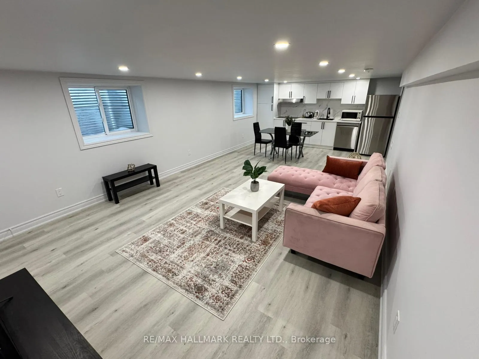 Photo 11 of Unit Secondary Suite/Basement, 25B Knowles Crescent, Aurora, Aurora Highlands — HOMEH