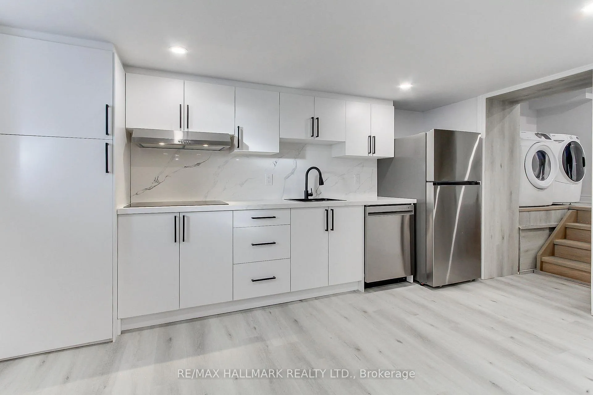 Photo 14 of Unit Secondary Suite/Basement, 25B Knowles Crescent, Aurora, Aurora Highlands — HOMEH