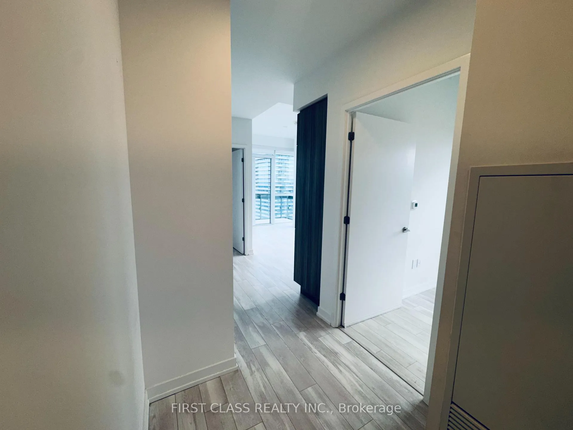 Photo 16 of Unit 3905, 39 Roehampton Avenue, Toronto, Mount Pleasant West — HOMEH
