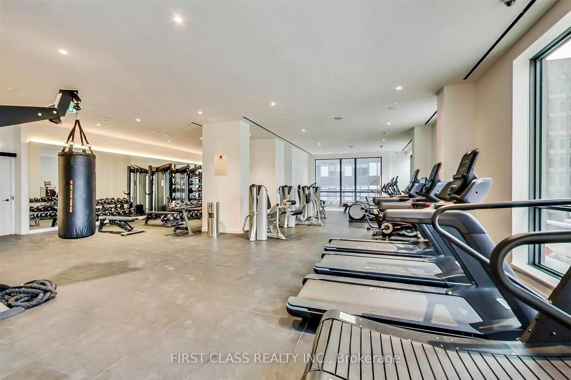 Photo 25 of Unit 3905, 39 Roehampton Avenue, Toronto, Mount Pleasant West — HOMEH
