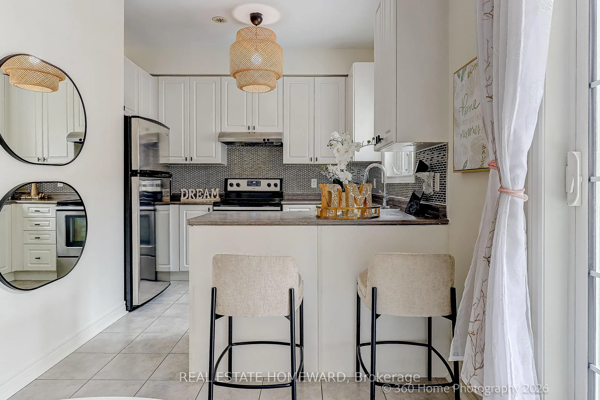 Photo 5 of 12 Carnahan Terrace, Toronto, East End-Danforth — HOMEH