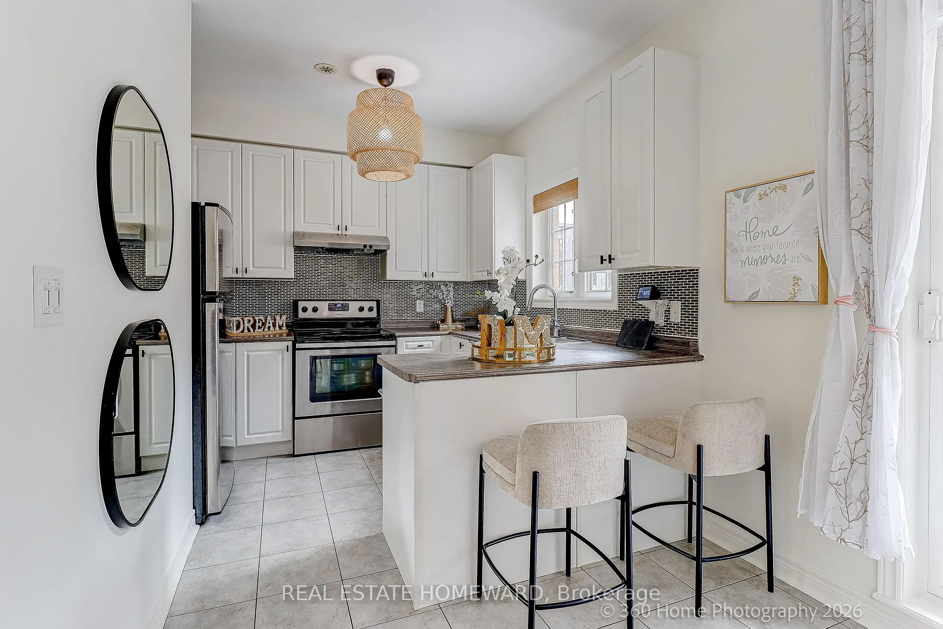 Photo 7 of 12 Carnahan Terrace, Toronto, East End-Danforth — HOMEH
