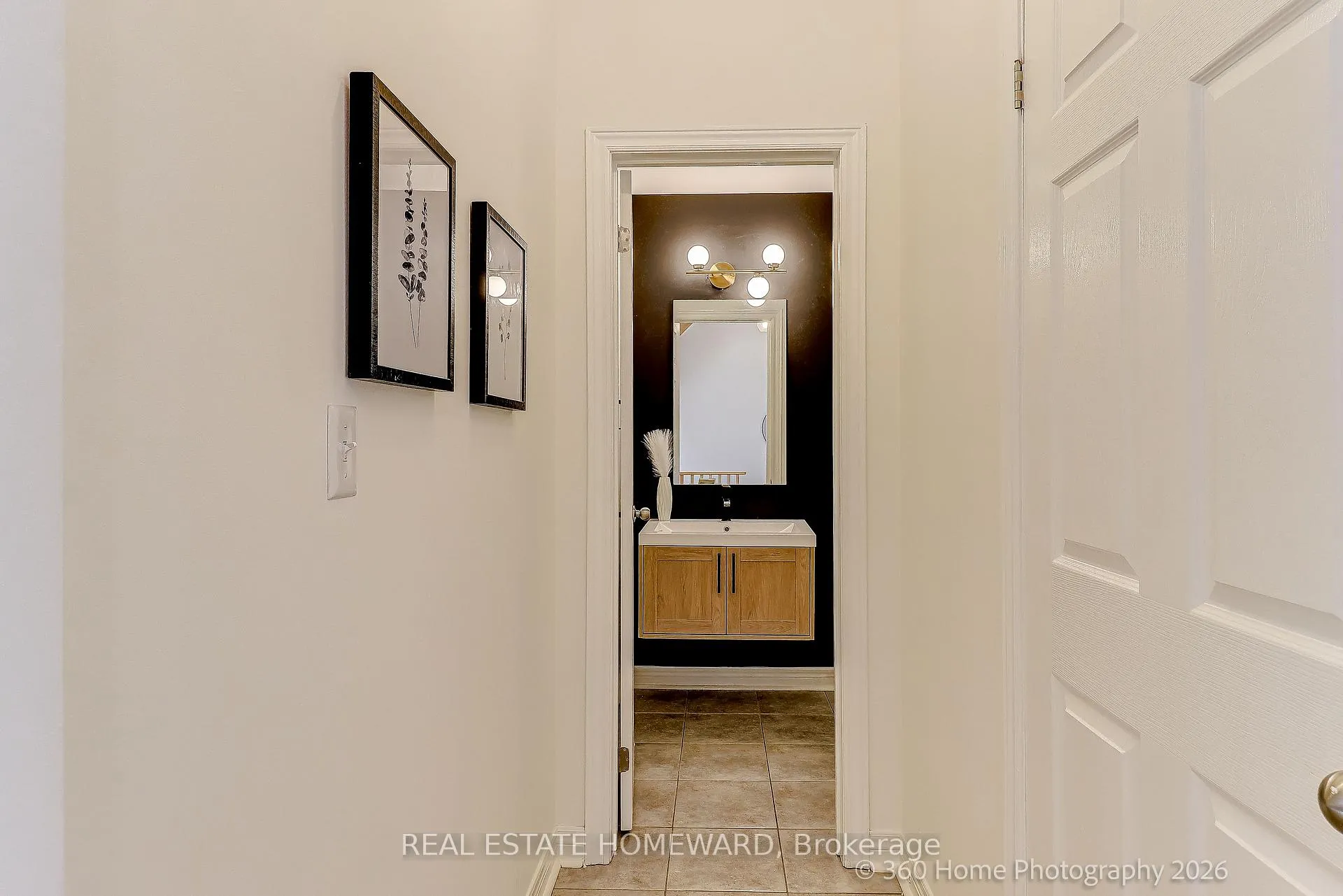 Photo 24 of 12 Carnahan Terrace, Toronto, East End-Danforth — HOMEH