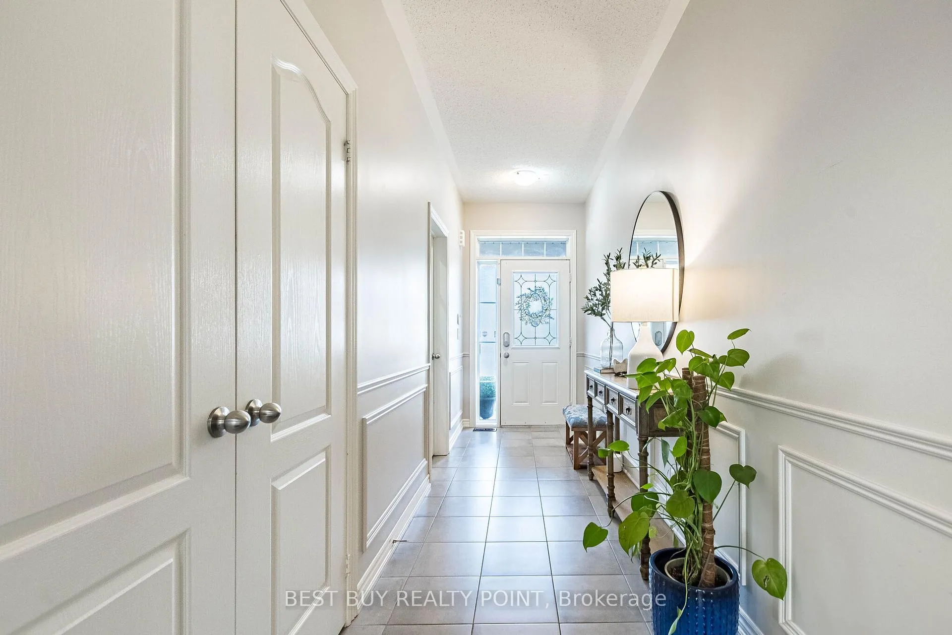 Photo 5 of 92 Colville Place, Milton, Ford — HOMEH