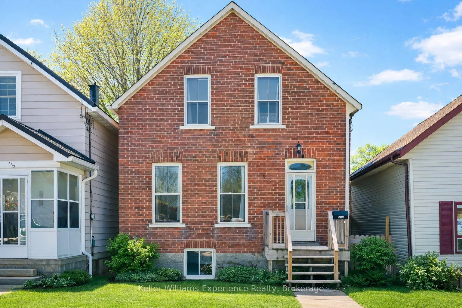 Photo 1 of 253 11th Street E, Owen Sound — HOMEH