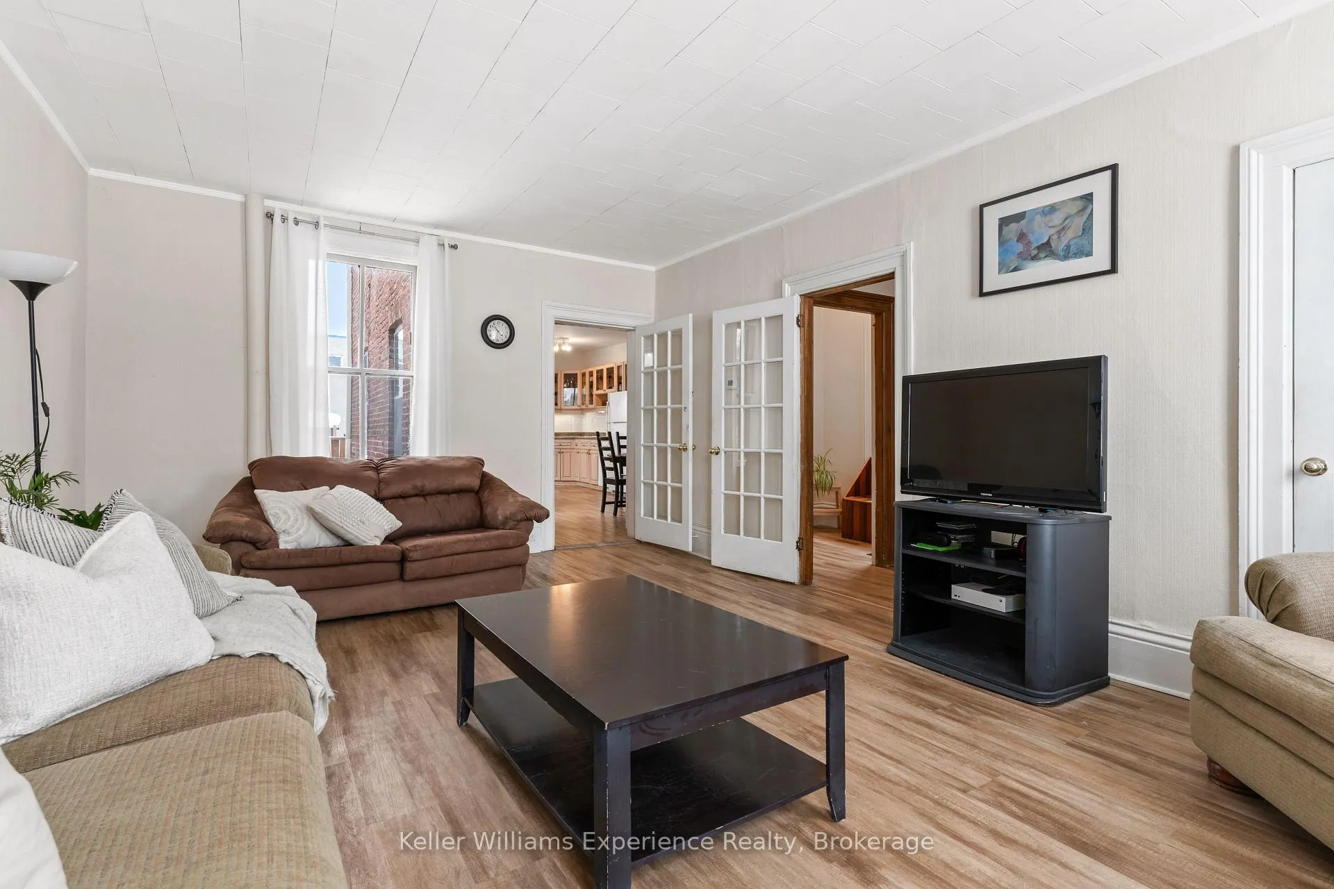 Photo 9 of 253 11th Street E, Owen Sound — HOMEH