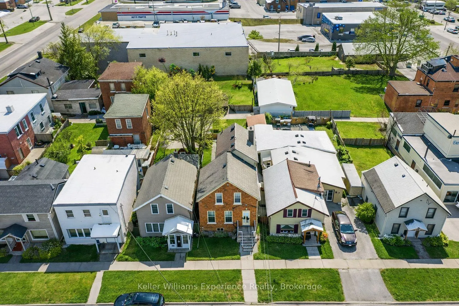 Photo 27 of 253 11th Street E, Owen Sound — HOMEH