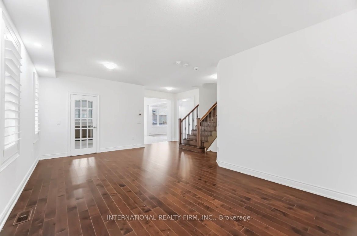Photo 7 of 221 Etheridge Avenue N, Milton, Ford — HOMEH