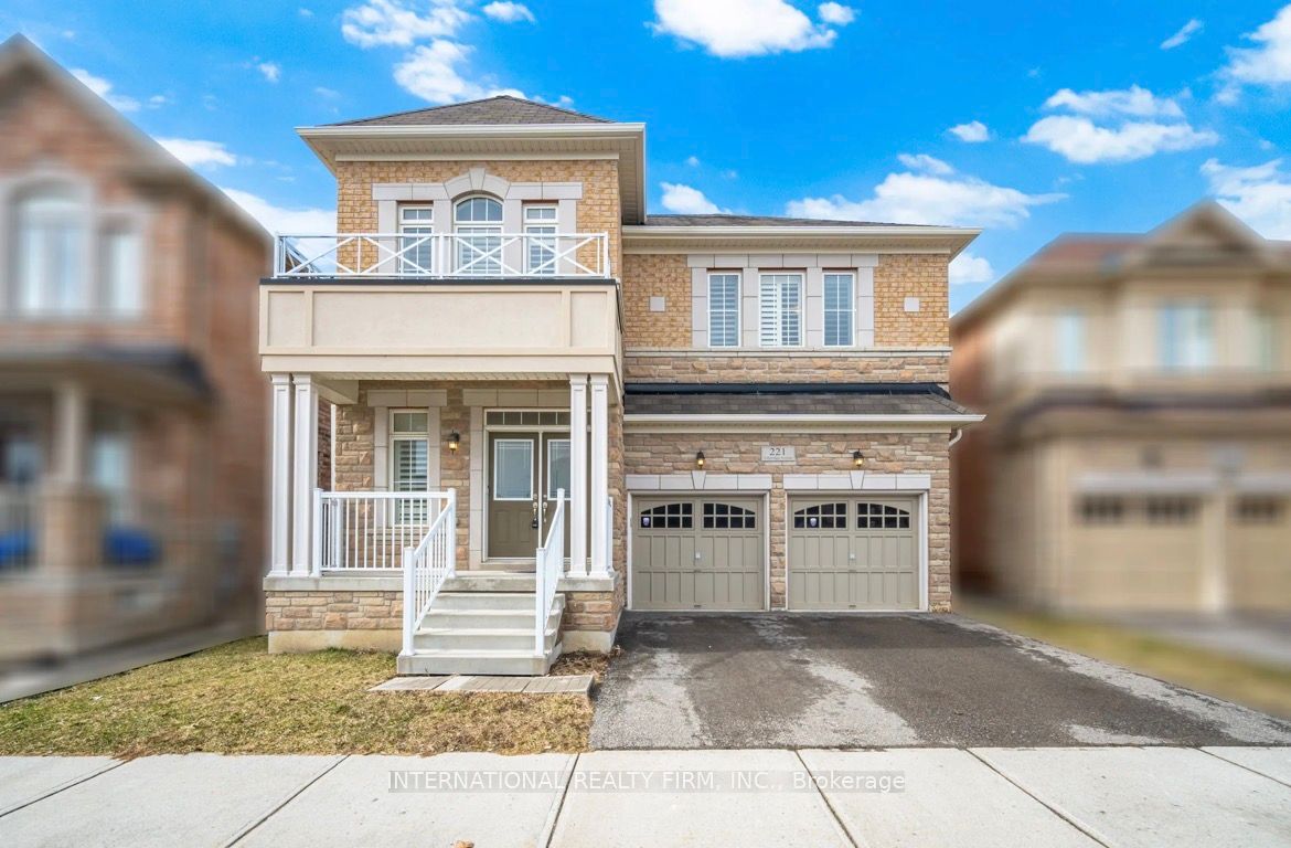 Photo 2 of 221 Etheridge Avenue N, Milton, Ford — HOMEH