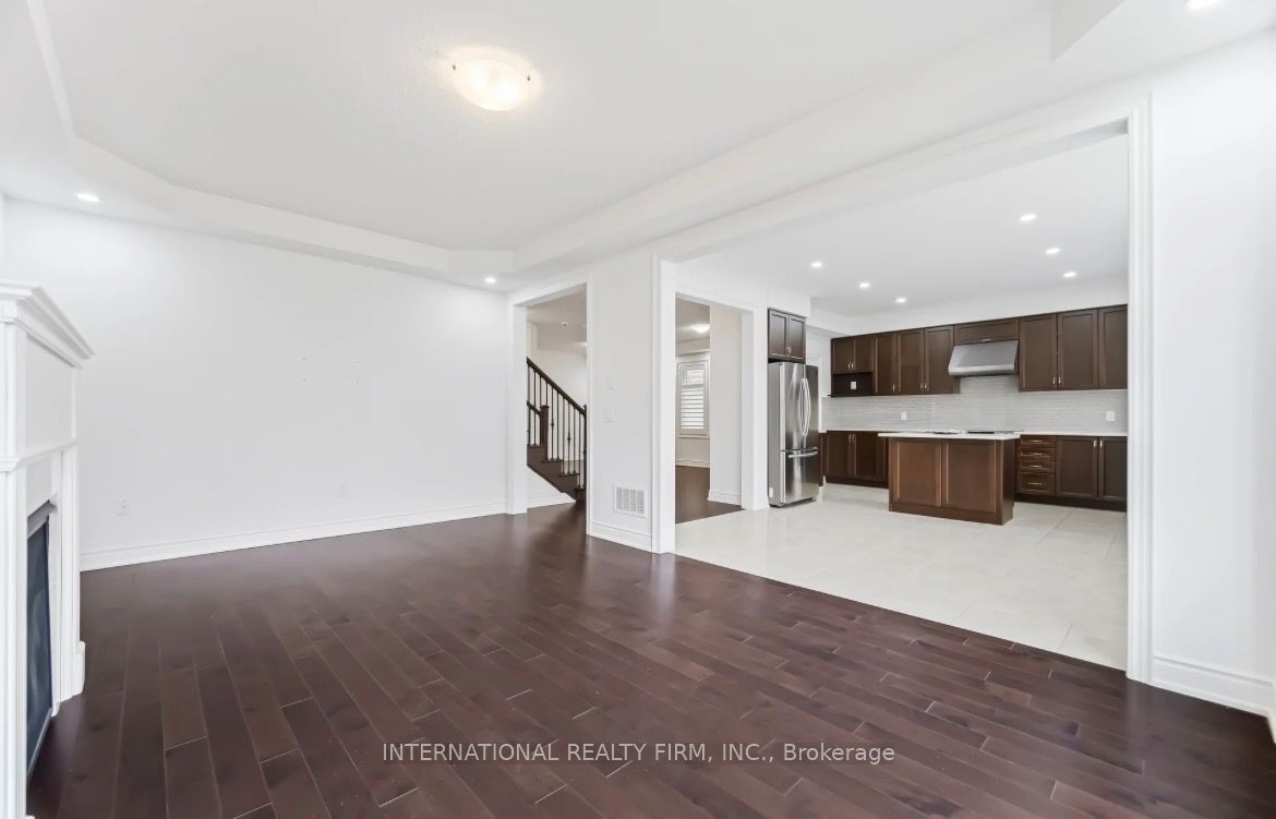 Photo 11 of 221 Etheridge Avenue N, Milton, Ford — HOMEH