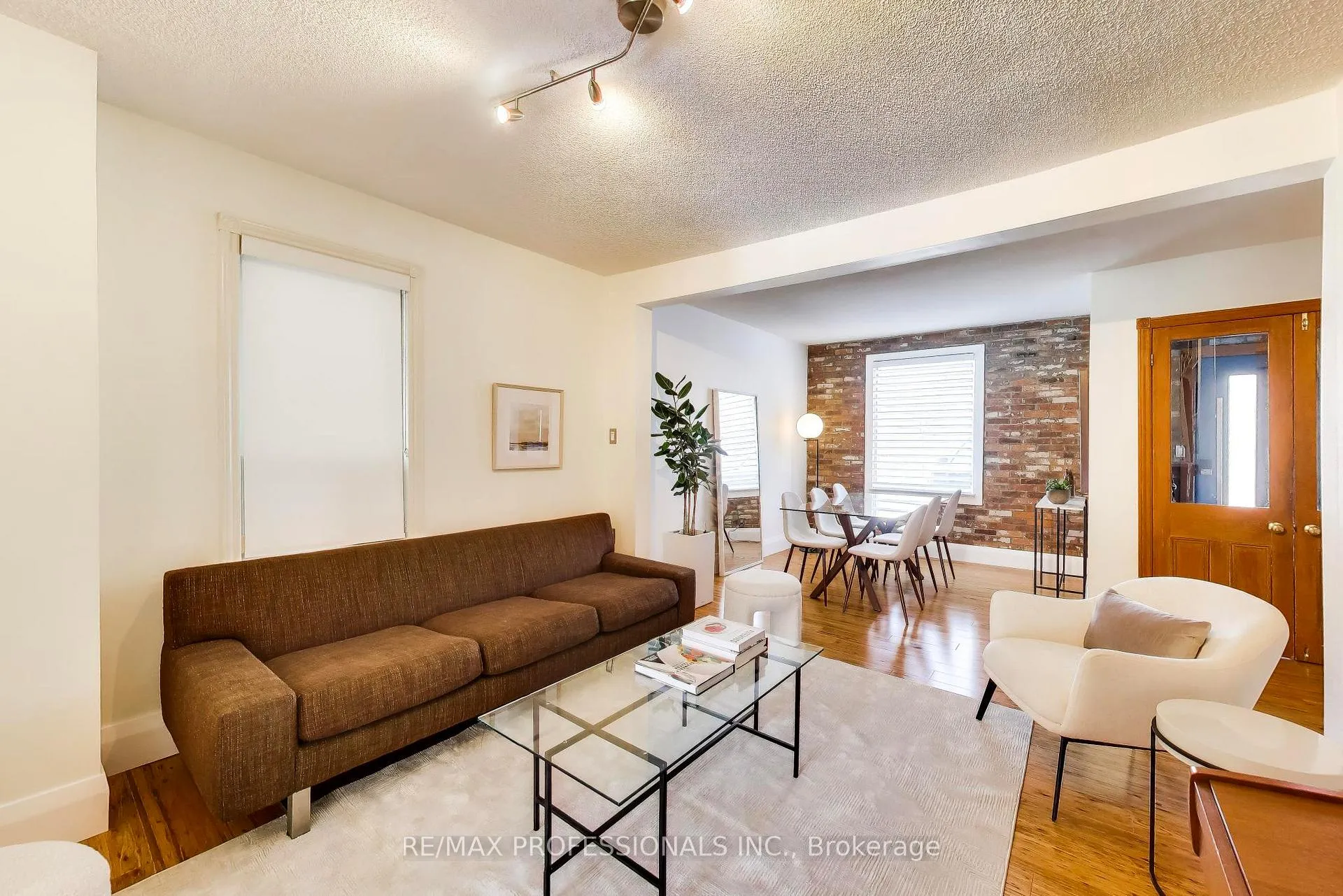 Photo 5 of 41 Windermere Avenue, Toronto, High Park-Swansea — HOMEH