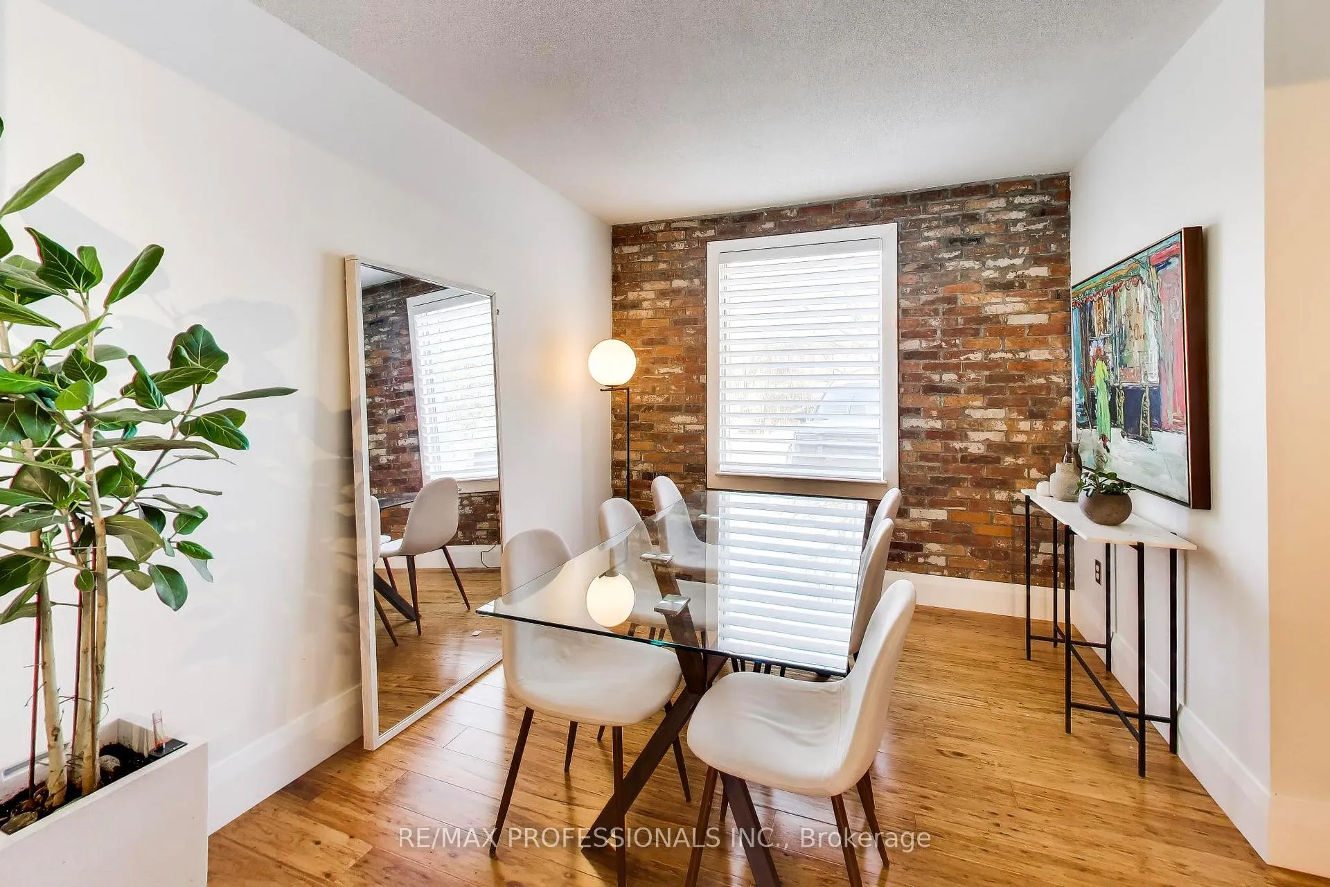 Photo 6 of 41 Windermere Avenue, Toronto, High Park-Swansea — HOMEH